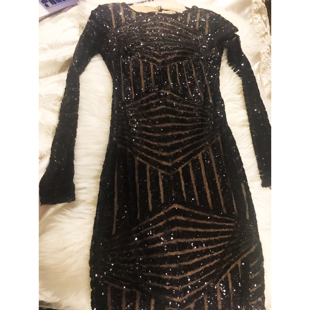 Boohoo: Sequin dress (NYE) - Picture 4 of 4
